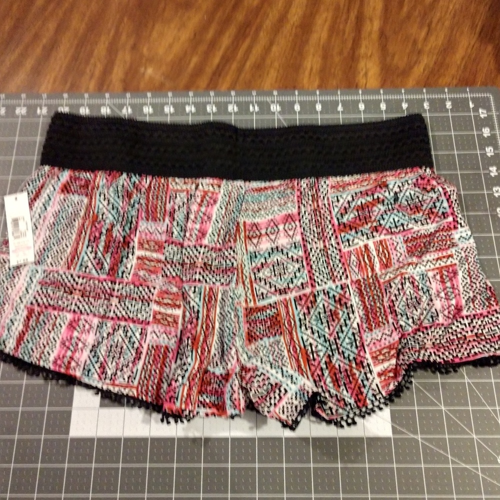 No Boundaries Shorts XLg